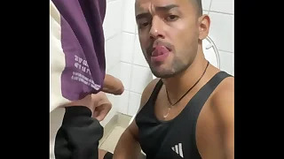 1018 public porn videos